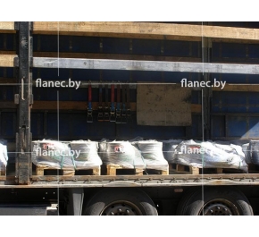 Плоские фланцы на складе